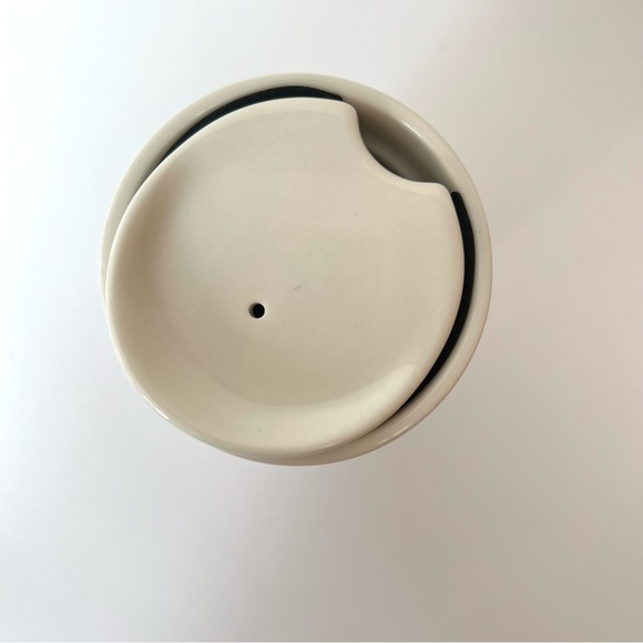 Starbucks Seattle Ceramic Travel Mug 2015 - Picture 4 of 6